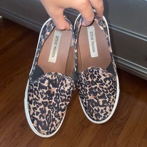 Steve Madden slip on